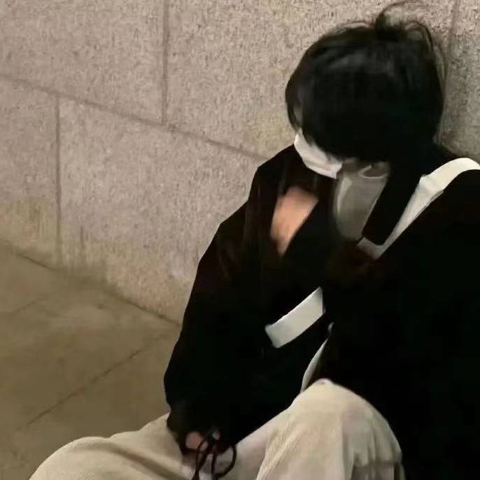 美女高雅造型_美女自拍