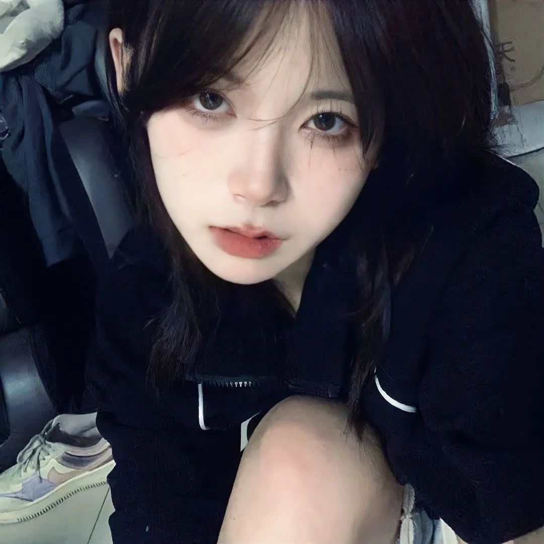 美女图片微信头像真人背影_美女头像ai