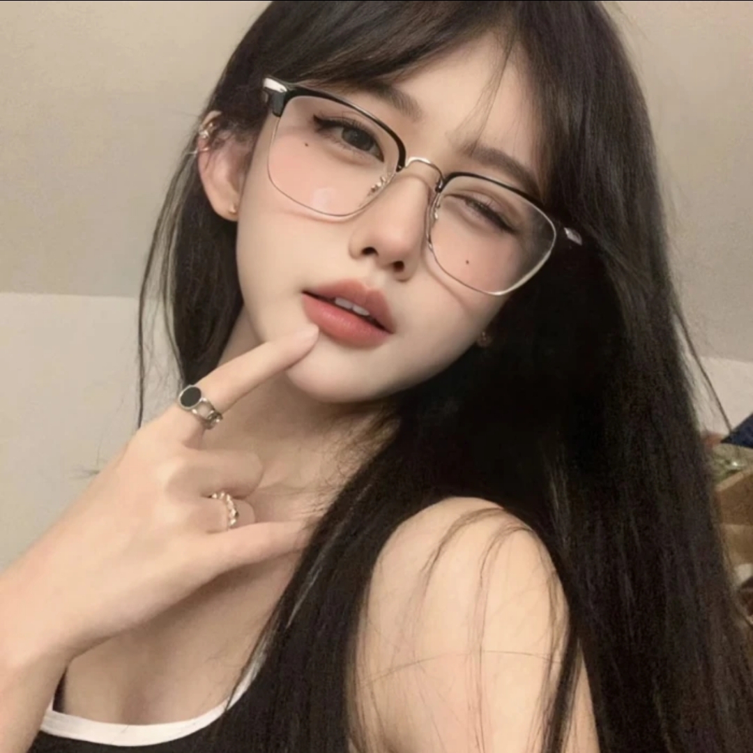 美女头像真人版好看_美女头像真人背影