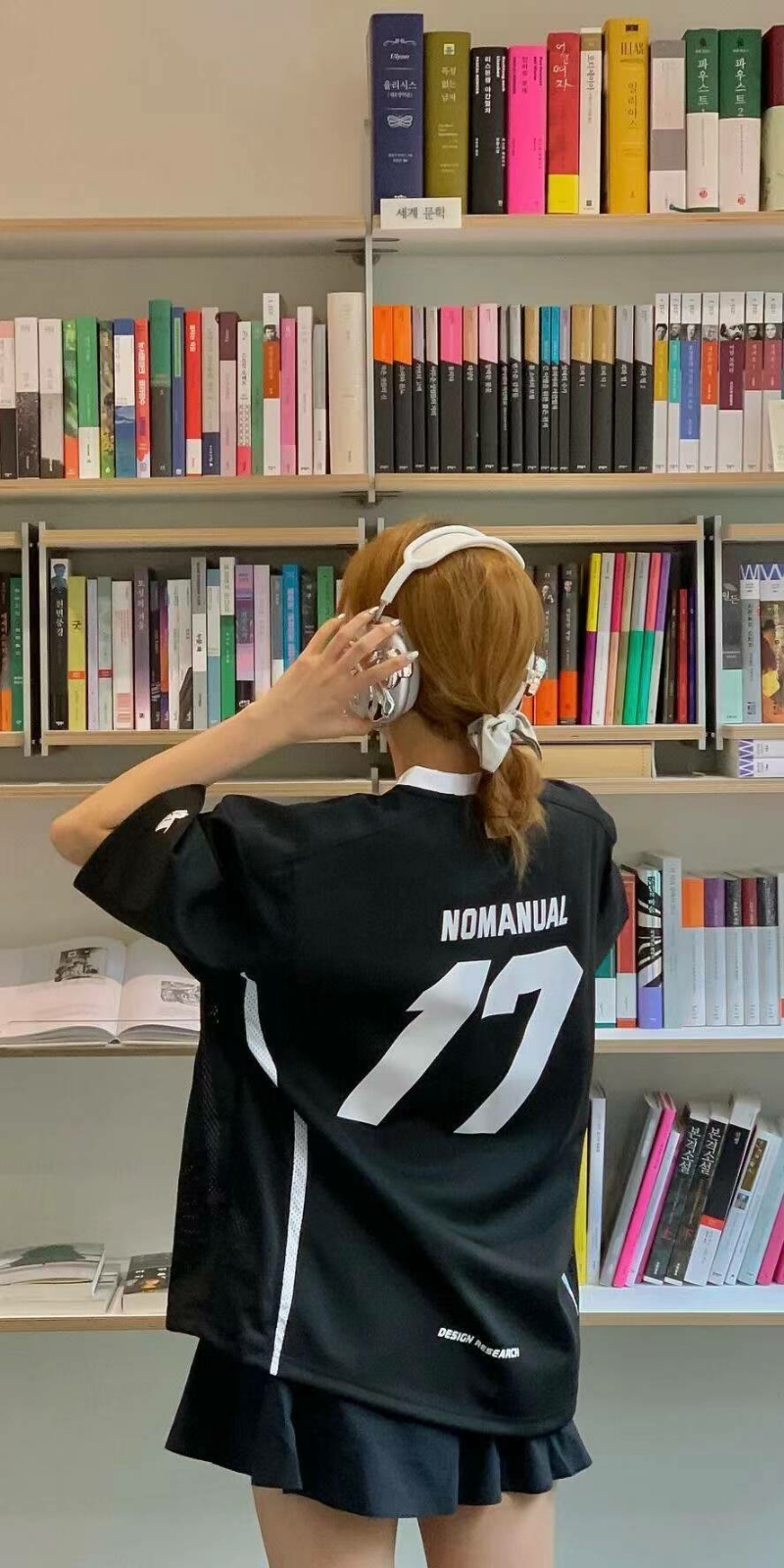 美女壁纸手机壁纸_美女头像真人背影