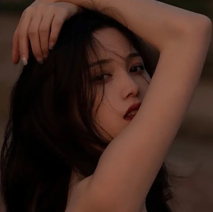 美女头像外国_美女头像真人头像高冷