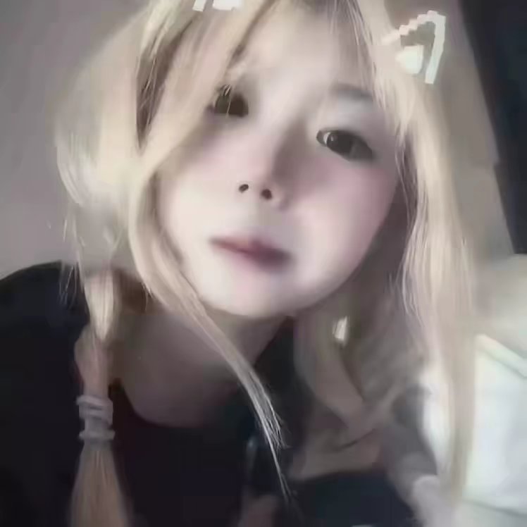 美女照片游泳写真素材_美女自拍