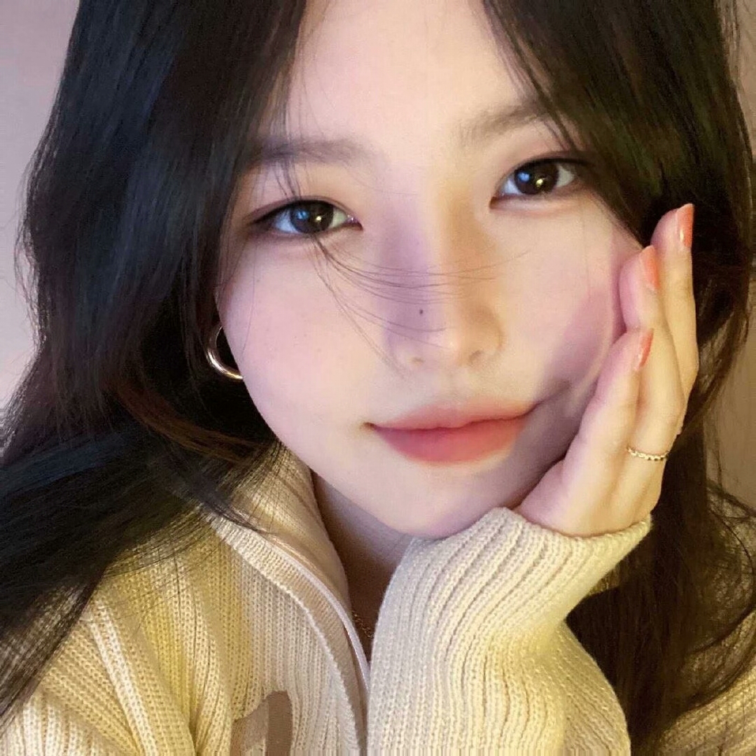 美女图片微信头像背影酷霸气_美女图片微信头像真人背影