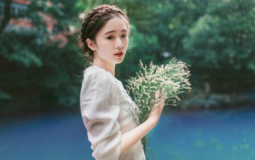 牛仔裤可爱美女手机壁纸_美女头像真人版好看