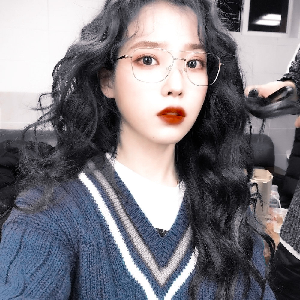 美女图片微信头像真人背影_美女图片微信头像背影唯美