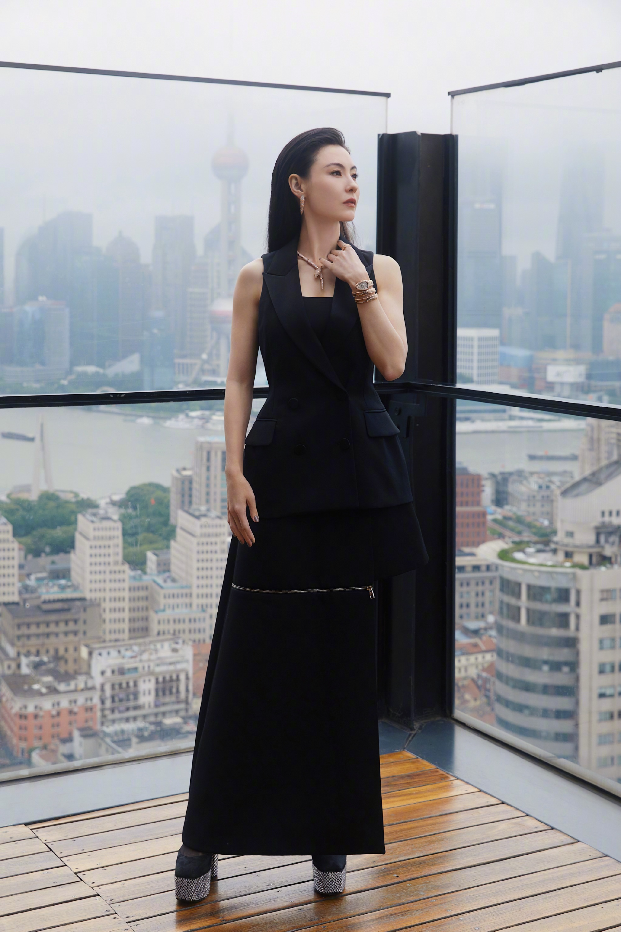 短金发女子鲍勃白金发型_美女图片微信头像高清头像