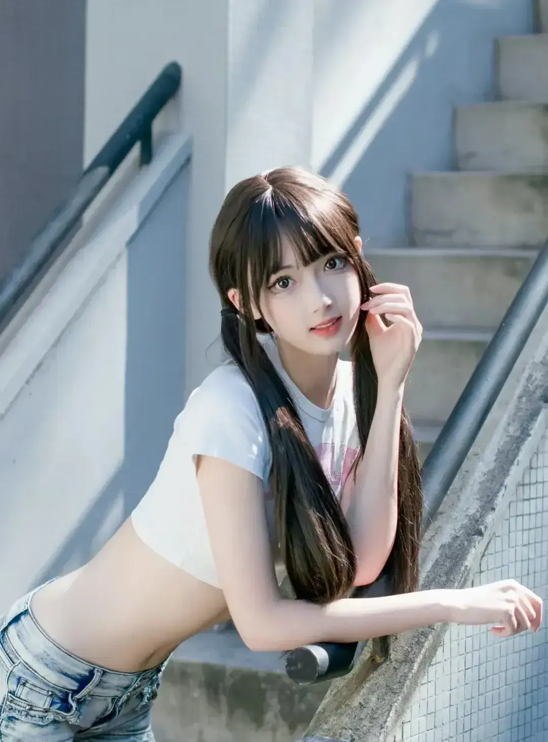 靓丽美女壁纸美图今日头条_美女照片头像