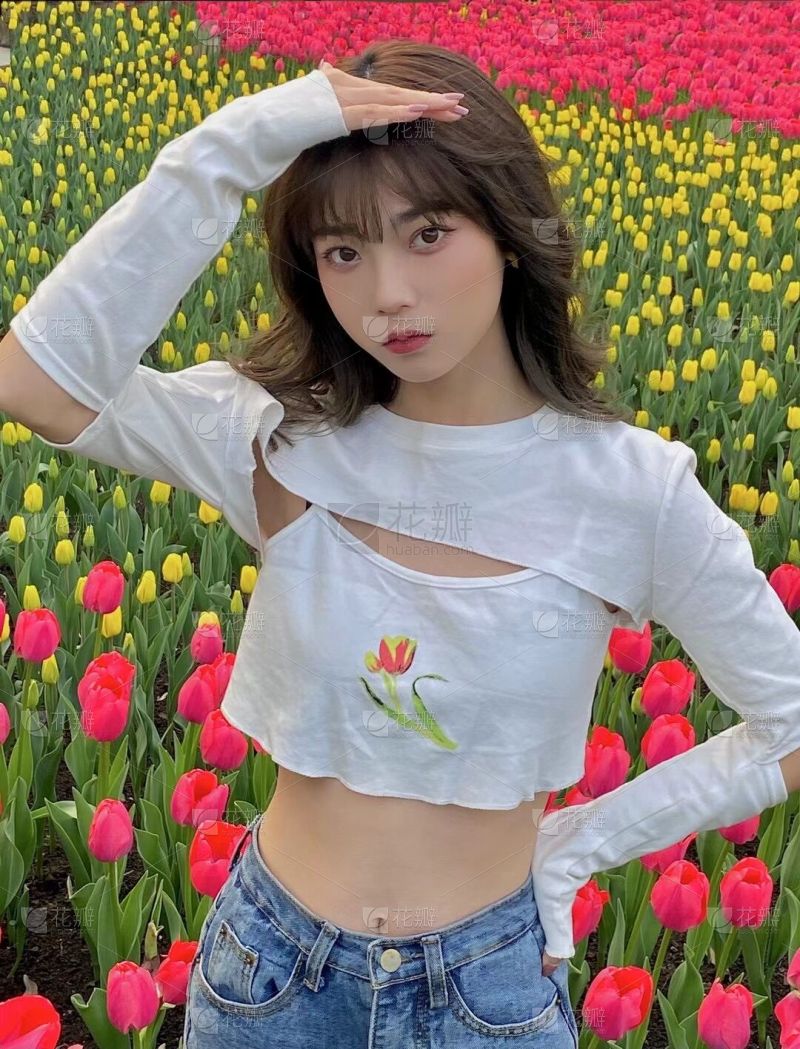 女模特照片_美女自拍背影微信头像