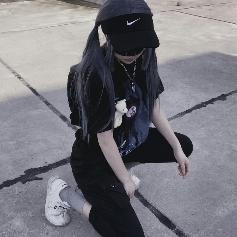 美女壁纸4k高清清纯_美女壁纸动漫