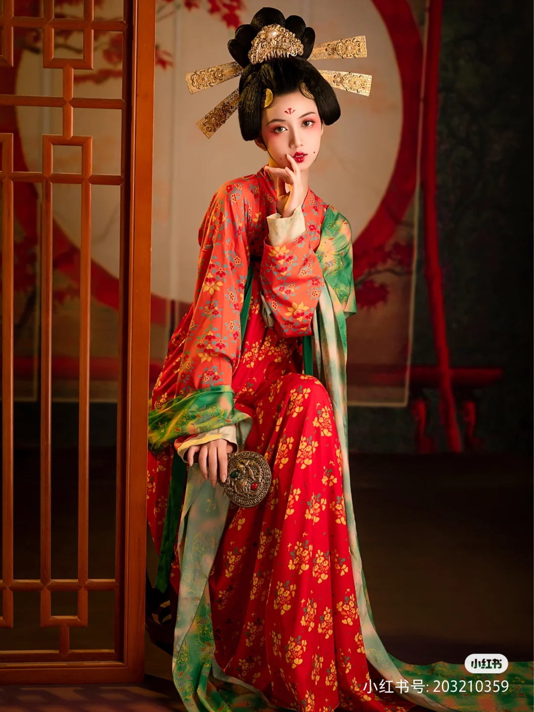 美女照片背影侧面唯美_美女壁纸