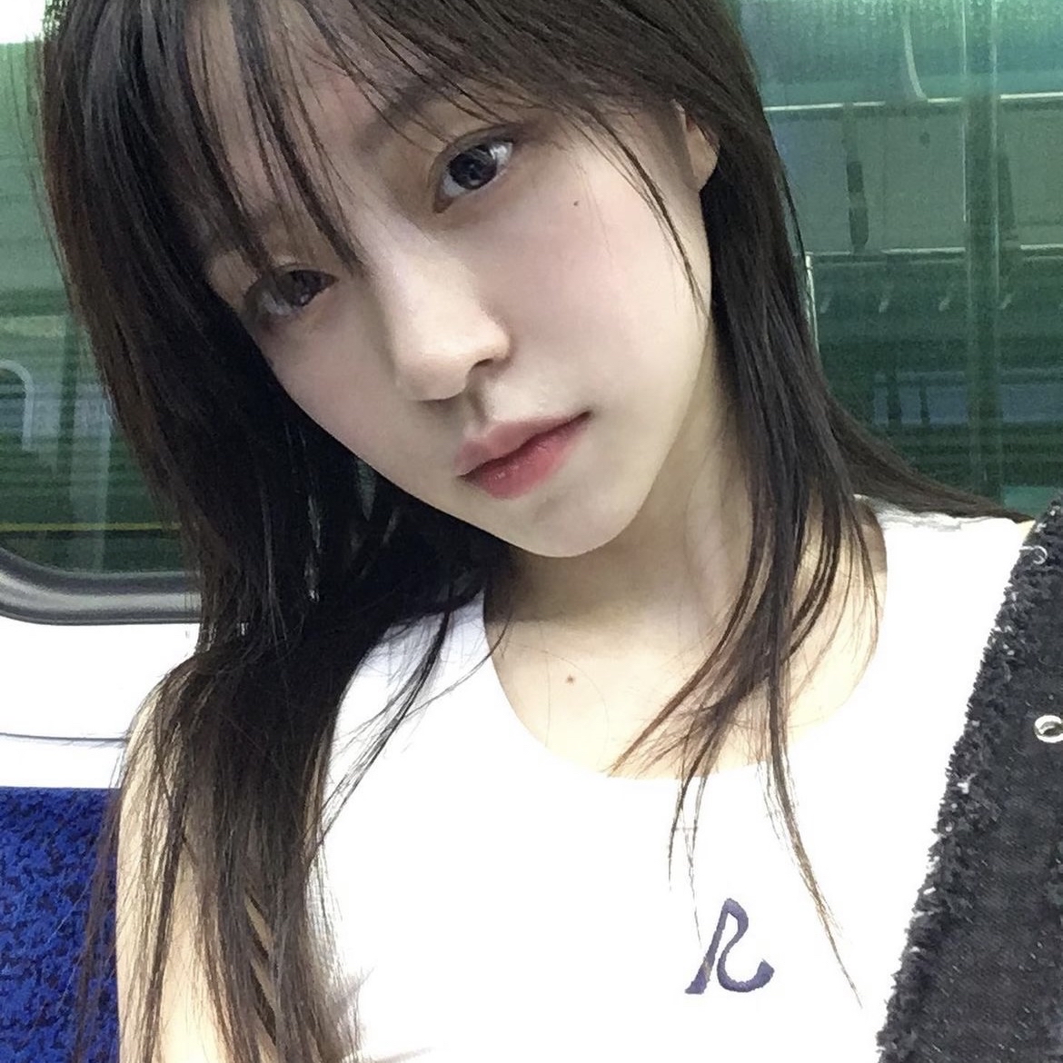 菠萝蜜视频国产在线播放美女壁纸手机壁纸