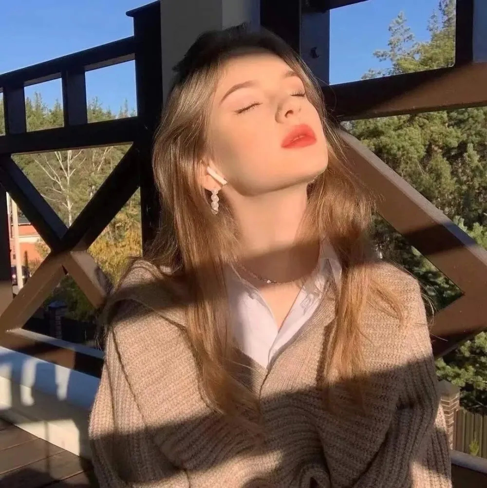 在一起美女头像