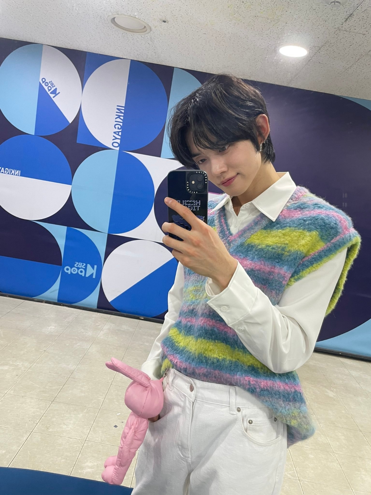 美女高雅造型_美女壁纸手机壁纸高清