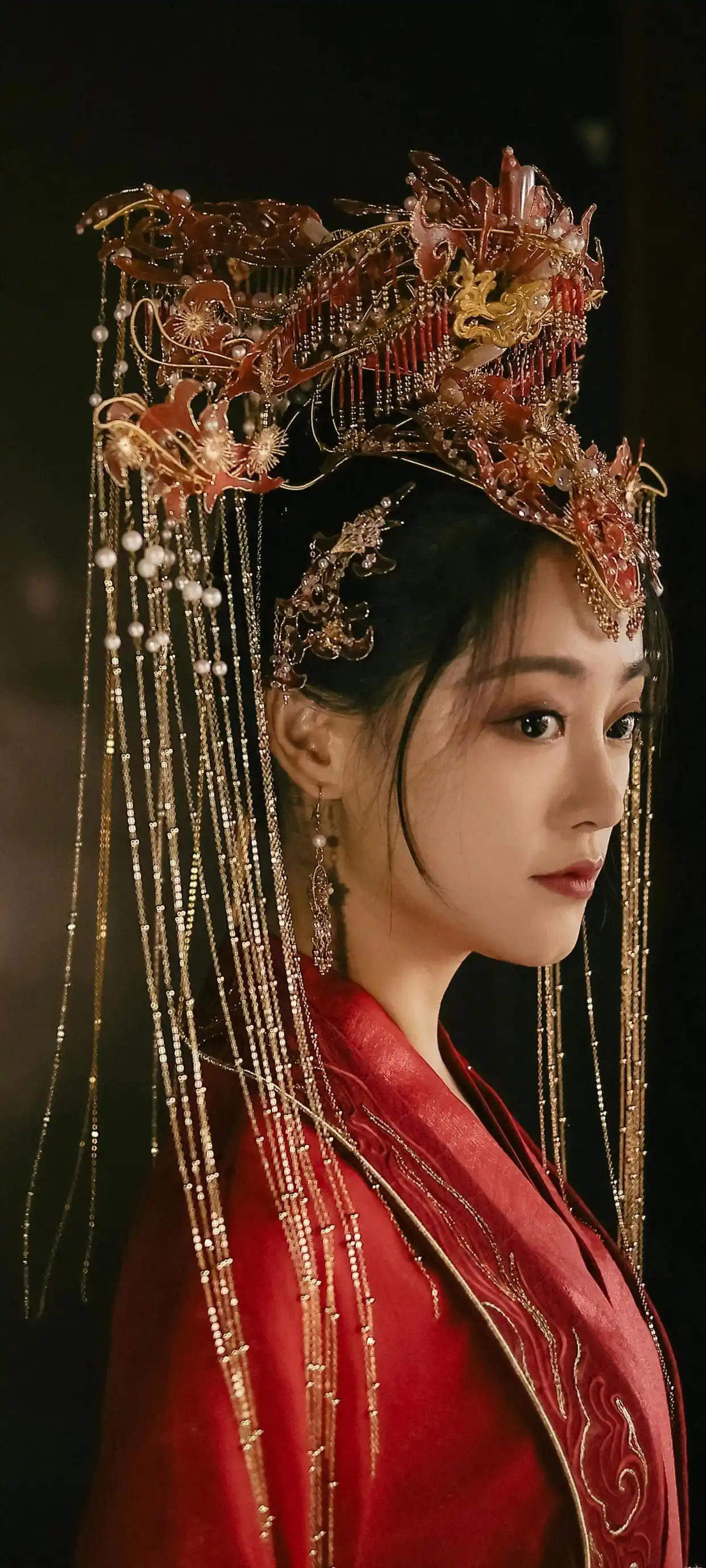 美女壁纸今日头条_美女头像真人版