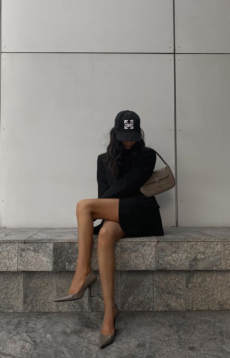 初入职场的我们·法医季美女自拍旅游头像