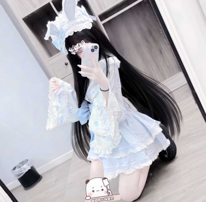 果子断案美女照片