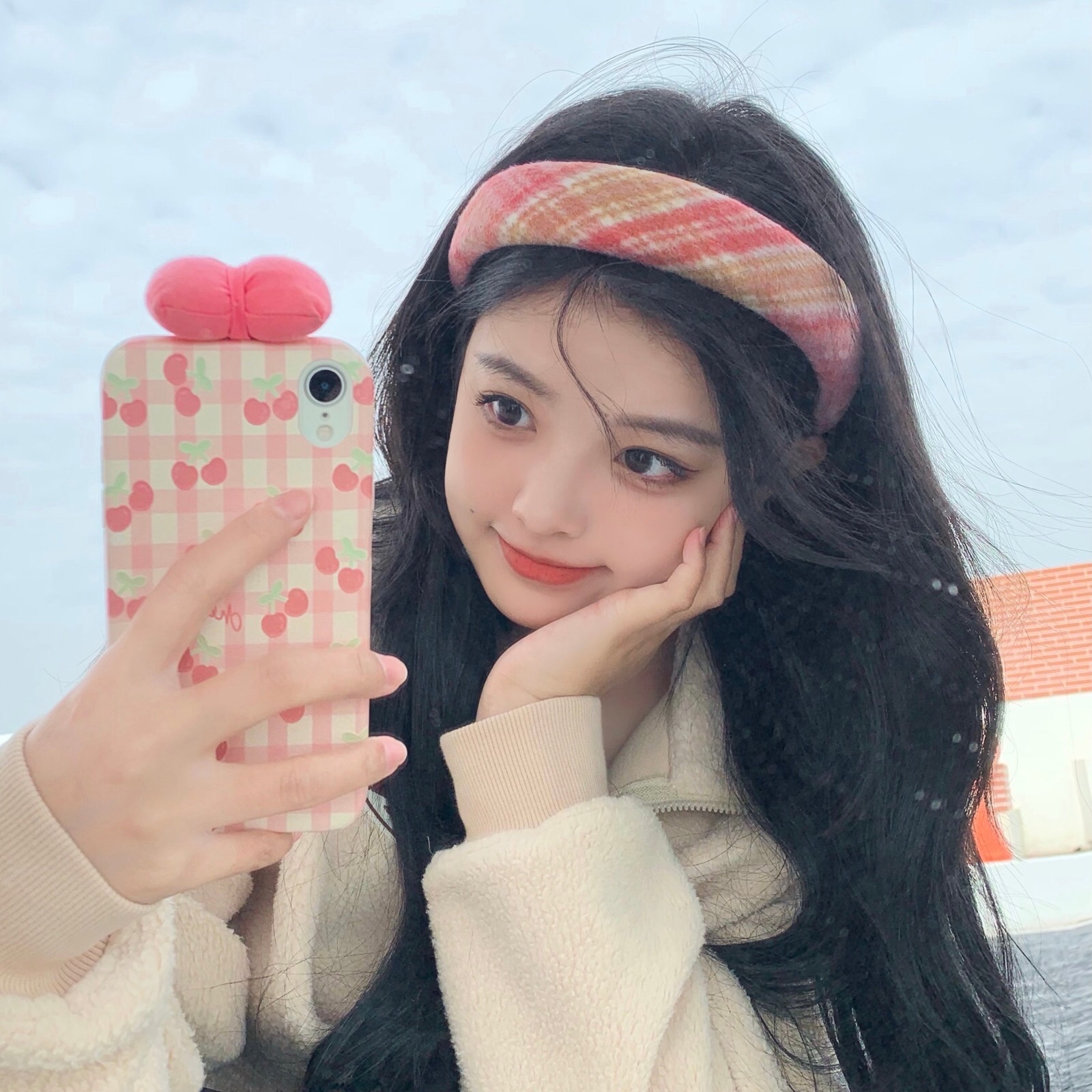 墨茨收集女头真人头像_美女头像真人