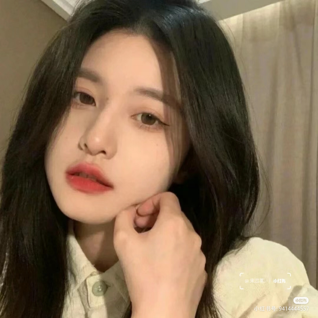 大屁股同事在性爱时对避孕套说不美女时尚街拍