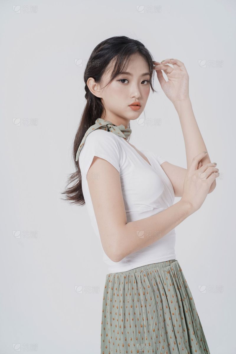 来自相册_美女图片微信头像真人